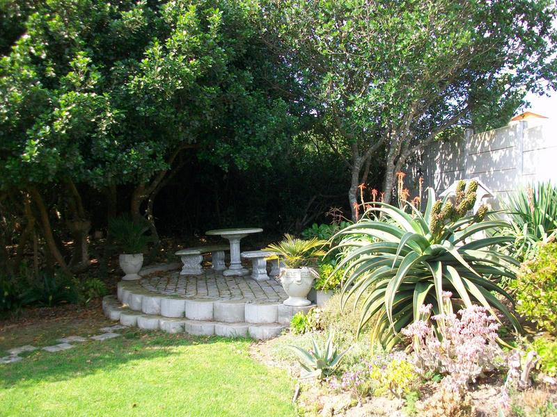 3 Bedroom Property for Sale in Hartenbos Landgoed Western Cape